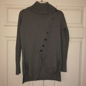 Venus Grey Sweater Sz Small